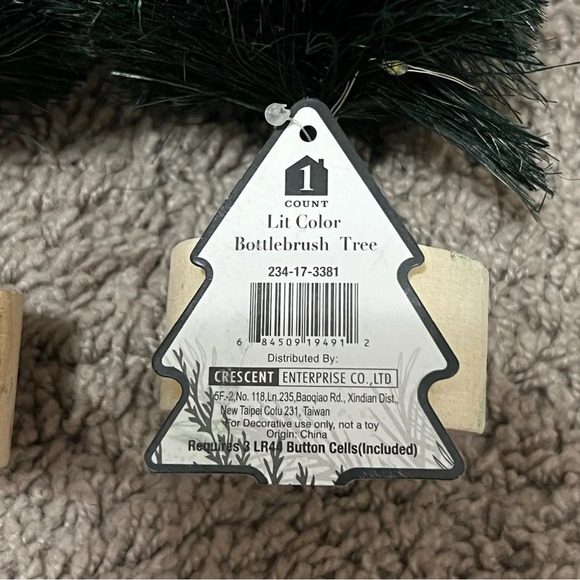 NWT 2 Lit Bottle Brush Christmas Trees - Picture 4 of 6